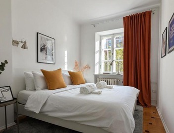 Bella Luna Luxury Suites - Chic Old Town Warsaw Apartment 2