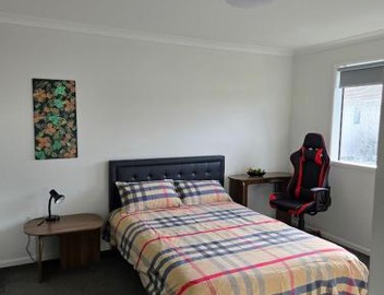 Berwick Modern Private Room- The Centre to Everything Close By 3
