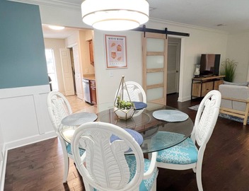 Best Location NO STEPS All Ground Level Gated Condo Pool Just Remodeled Quiet 3