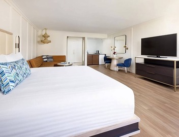 Best Value, Quality Stay! Pool, Dog-friendly, Walk to Lake Calabasas Park 4