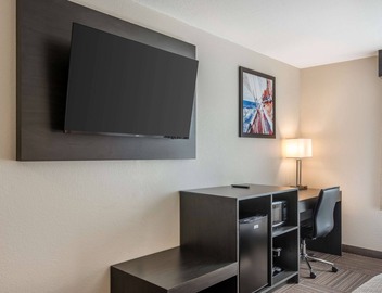 Best Western Plus Bluffton/Hilton Head Hotel 3