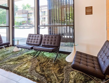 Best Western Plus Glendale 2