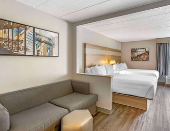 Best Western Plus Heritage Rail-South York/I-83 4