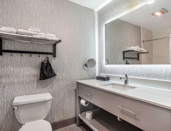 Best Western Plus Jackson Downtown Coliseum 3