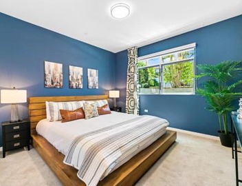 Beverly Grove Chic City Oasis 2 BR Apt with Den 138 5