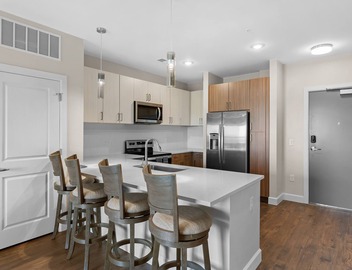 Beverly Hills Penthouse Suite 5