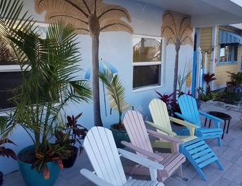 Big Beach Block Apartment Sleeps 6 Pets OK, Daily Rentals 5