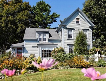 Black Lantern B&B 2