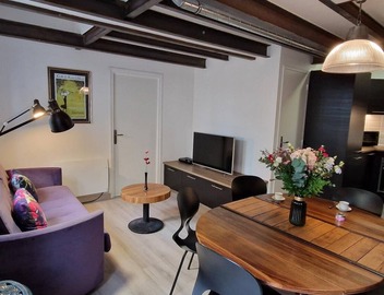 Blanche Charmant duplex-Apartment 2