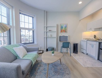 Blissful South End Studio 2