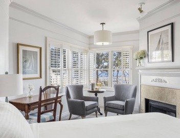 Blue Lantern Inn, A Four Sisters Inn 4