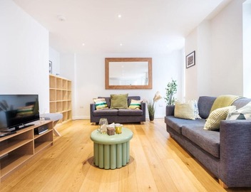 BnBNova - 2BR 2BA - City of London 3