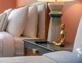 Boho Chic Garden Condo 7 Min to Universal Parks 4