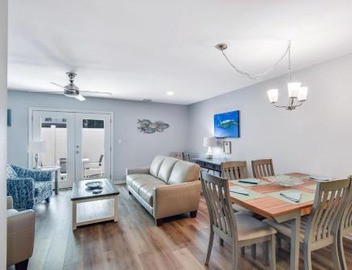 Boozie's Bungalow 5