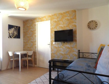 Bord du Canal D - 10 Mins from Train Station - Paris & Disneyland 3