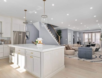 Boston-Harvard Mansion Sleeps 14 w/Spacious Game Room and Spa Bath 3
