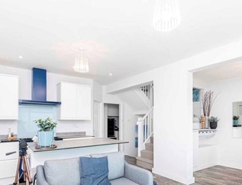 BOURNECOAST: Modern flat with BALCONY, INCREDIBLE SEA VIEWS and PARKING - FM8497 5