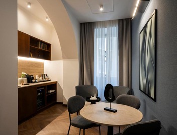 Boutique Hotel Piedra Rome City Centre 4