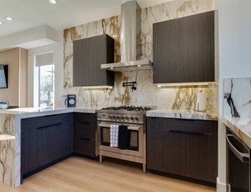 Brand New Modern 4 Bedroom House Pickfair Village 2