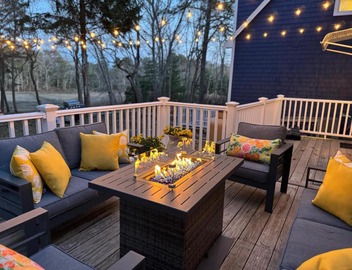 Breathtaking Riverfront Hideaway in Wareham 2
