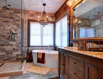 Breathtaking views of lakefront! 2