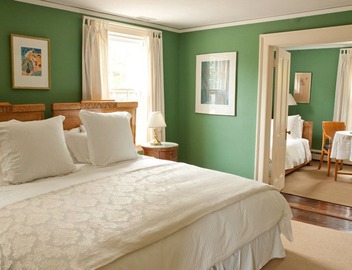 Bridgehampton Inn 5