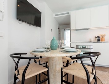 Bright 2BD penthouse with private terrace in Madrid. Zabaleta VI 5