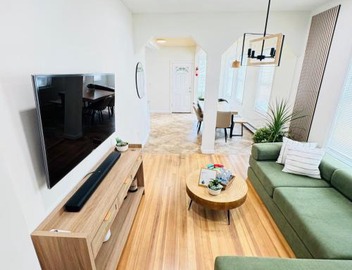 Bright and Spacious 3BR Near Boston Free Parking 5