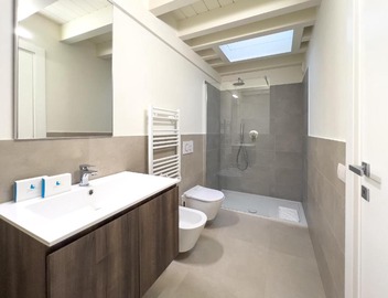 Bright apartment with terrace and pool 5