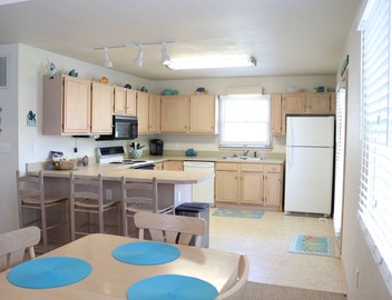 Bright & Beachy 3 bed/2 bath Soundside MP6 2