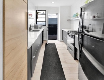 Bright + Breezy 1 Bedroom in West Adams 4