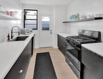 Bright + Breezy 1 Bedroom in West Adams 5