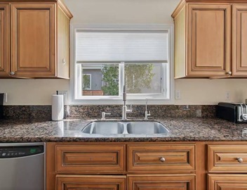 Bright & Cozy Home in La Crescenta 3