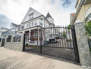 Bright & Spacious 4BR & 2BA Boston Apt - Bathtub, Free Parking near Red Line 802 4