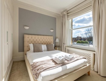 Brigth & Beautiful 1BR Flat in Earls Court 2