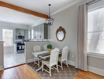 Broad Flat, Modern | Relaxing | Walk to Everything 3