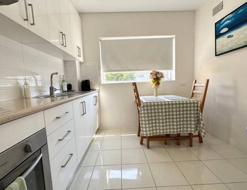 Bronte beach studio in Sydney's Best Suburb Apt 2 4
