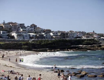 Bronte beach studio in Sydney's Best Suburb Apt 2 5