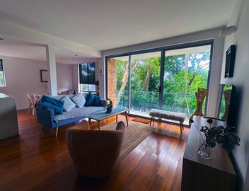 Bronte Escape 5