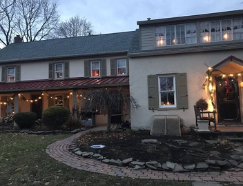Bucks County Rustic Farmhouse Private Suite 5