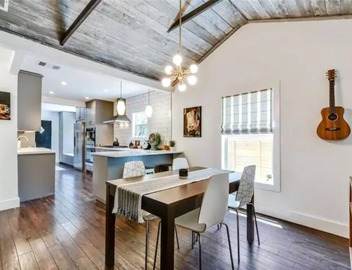 Buddy's East Austin Oasis + Sparkling Pool! 3