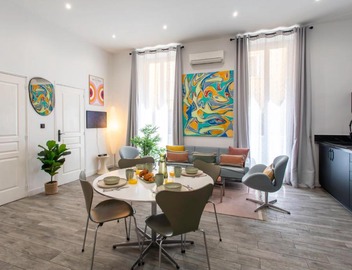 C15 Staywizus - 2 BDR Historic Old Cannes 5 min Sea - AC & Wifi 4