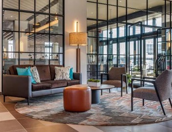 Cambria Hotel Washington DC Navy Yard Riverfront 4