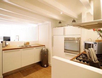 Canal view luxury apartment in the Jordaan 5