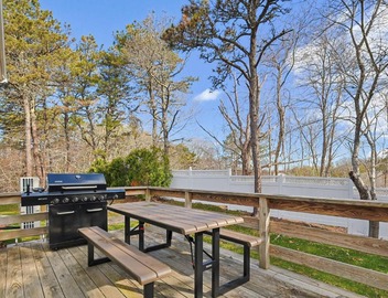 Cape Cod Home with Space for Everyone 5