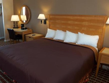 Cape Cod Inn 2