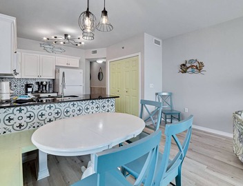 Caribbean 204 | Pet-Friendly + Indoor/Outdoor Pools, Fitness & Sauna 2