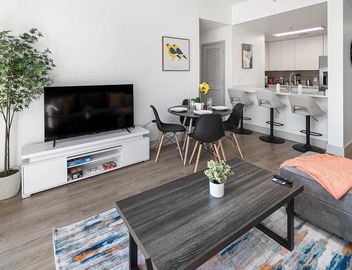 Carolina Blue - Stunning Views, Free Parking and WiFi 4