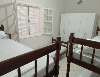 Casa com Piscina e churrasqueira/mar casado 3