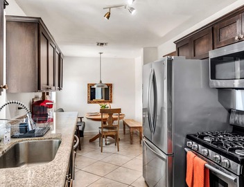 Casa Coronado : Downtown Phx w/Hot-Tub & Fire Pit 3